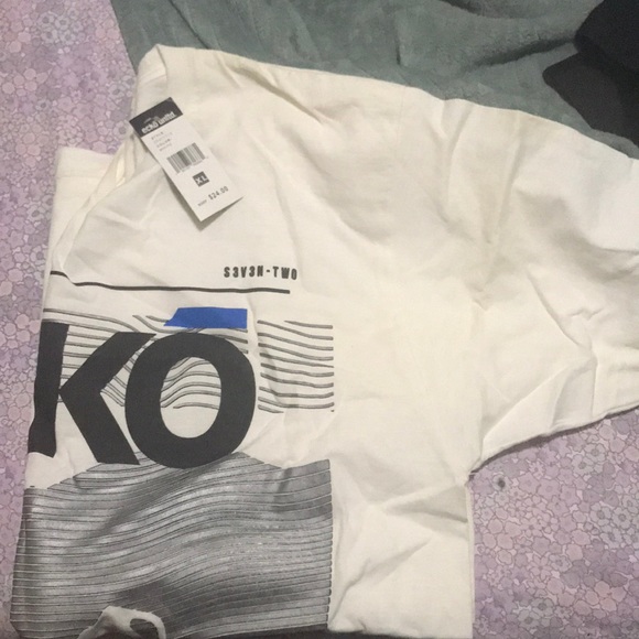 Ecko untld graphic Tshirt - Picture 2 of 4